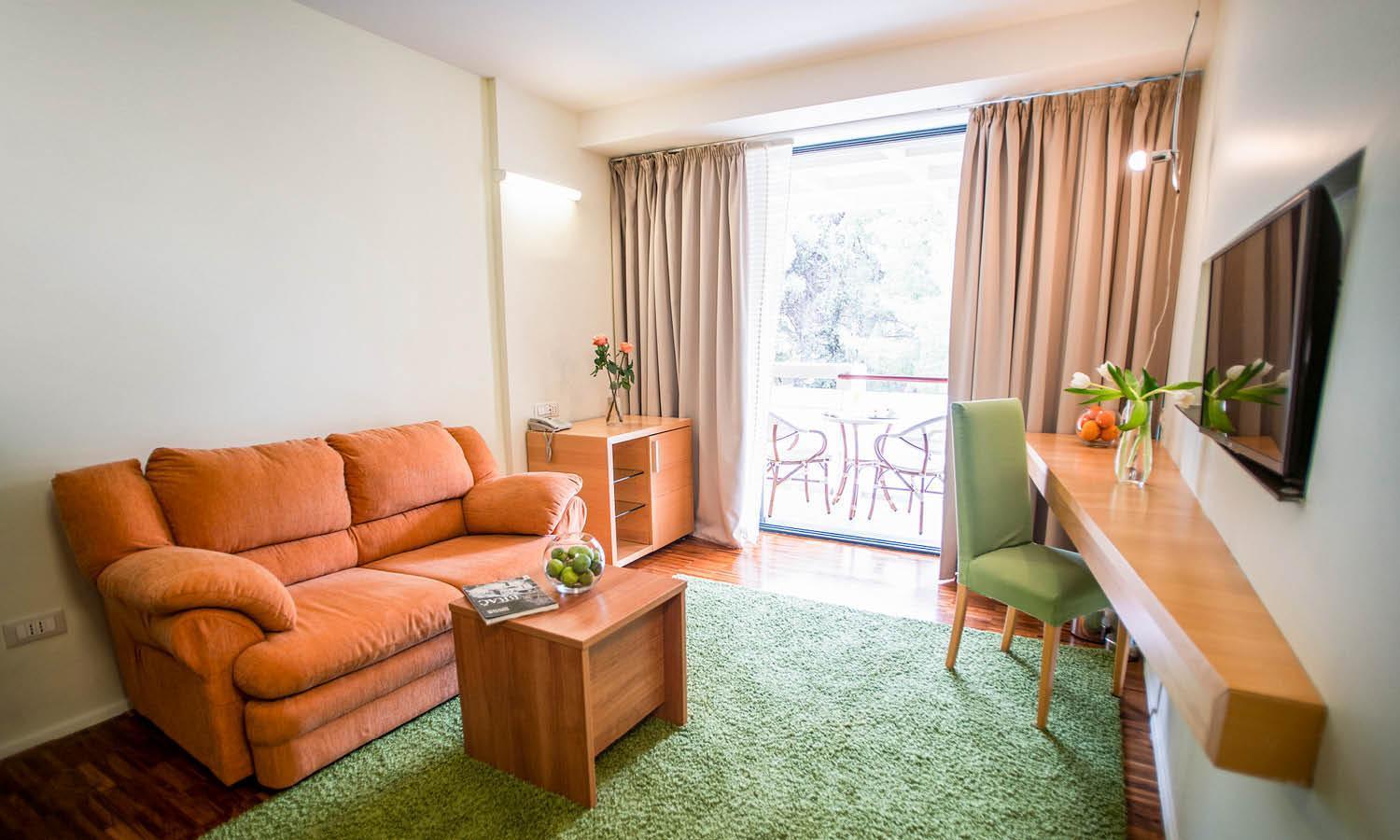 Aminess Vival Velaris Resort Supetar Ngoại thất bức ảnh